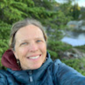 Meet your Posher, Hilary